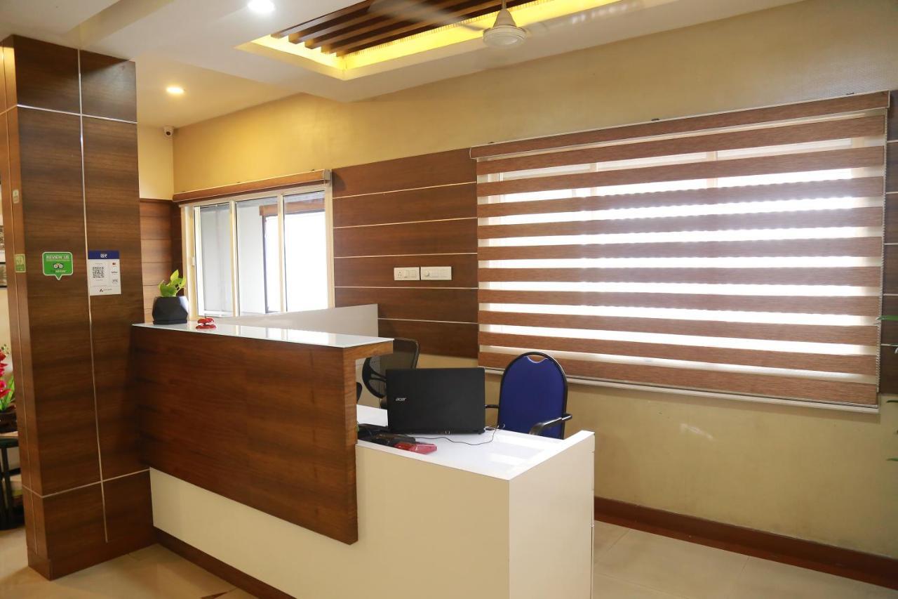 Kodavath Regency Alwaye ภายนอก รูปภาพ